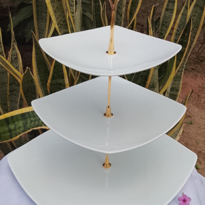 আকিজ সিরামিক এর এক্সপোর্ট প্লেট দিয়ে বানানো সিরামিক ডেজার্ট ফ্রুটস স্টেন্ড